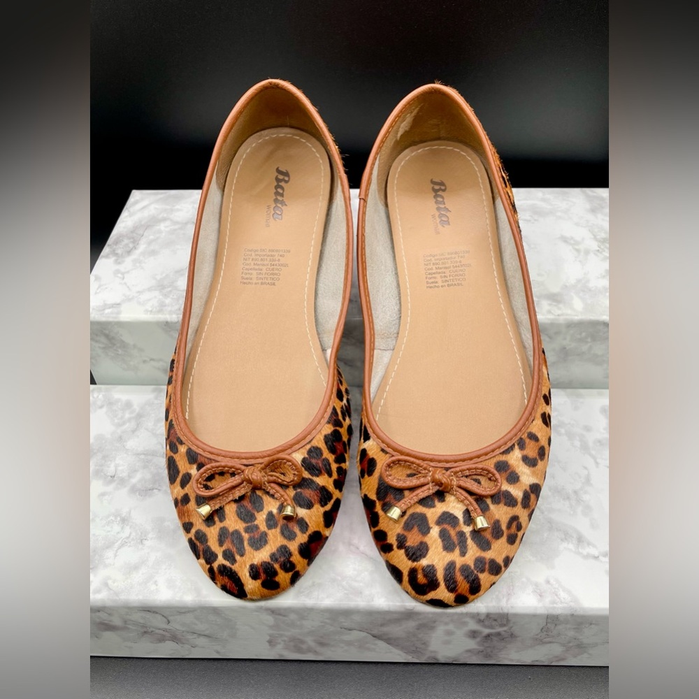 BATA Leopard Print Ballet Flats With Leather Upper. Size 9